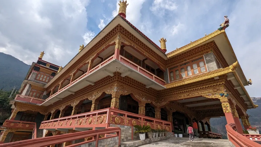 Shree Gaden Dhargay Ling Monastery